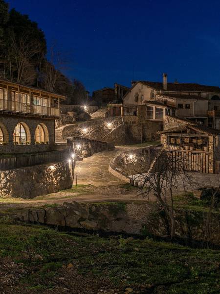 Cabanyes entre Valls- Tiendas Glamping - 2