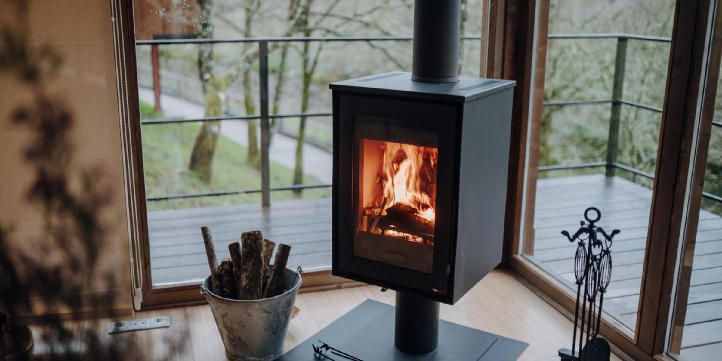 Alojamientos con Chimenea: Disfruta del Calor y la Magia del Fuego en la Naturaleza