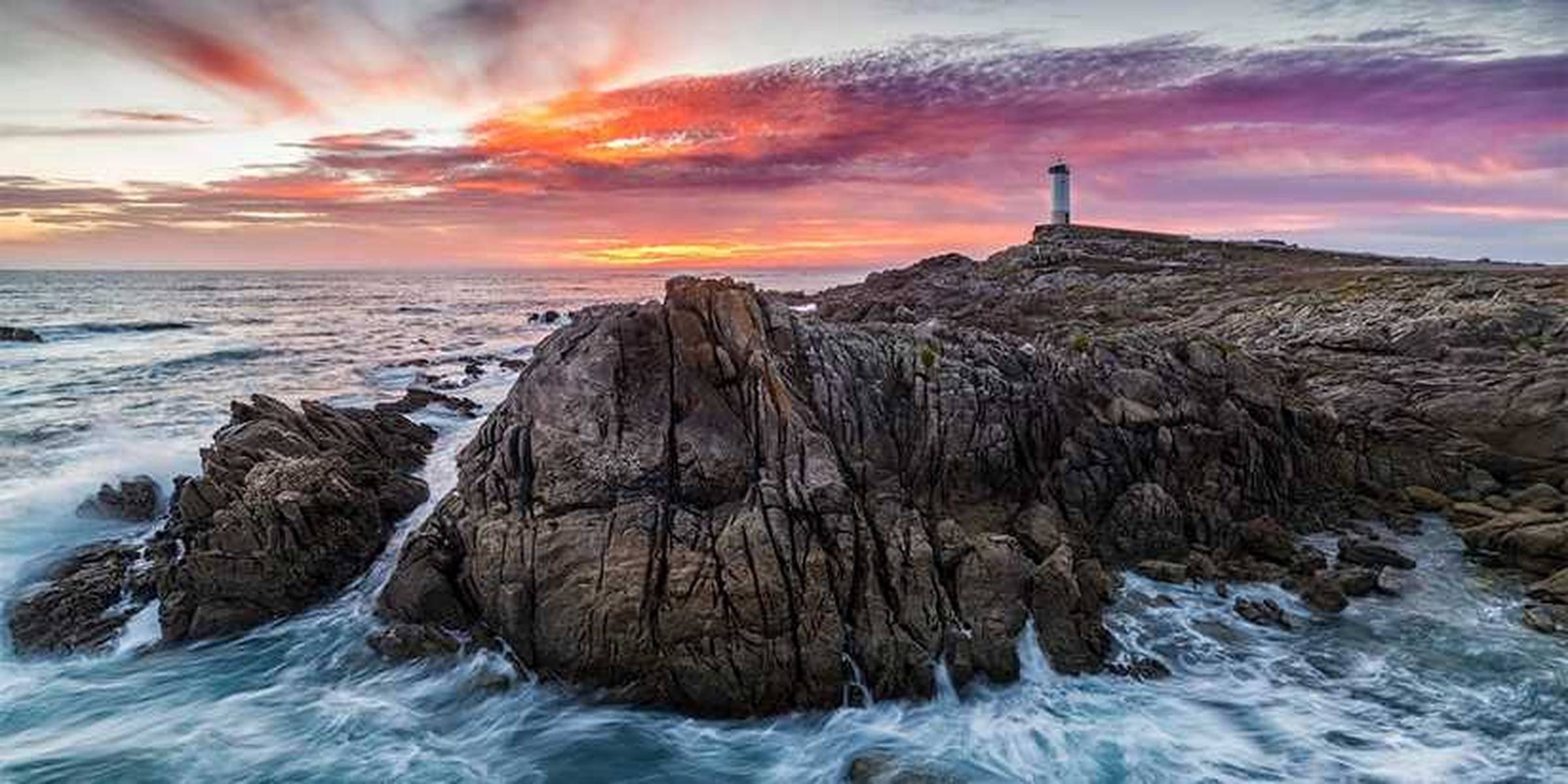 Cabañas con jacuzzi en Galicia: descubre A Costa da Morte desde las alturas