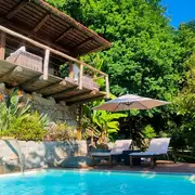 Jacuzzi Bungalow