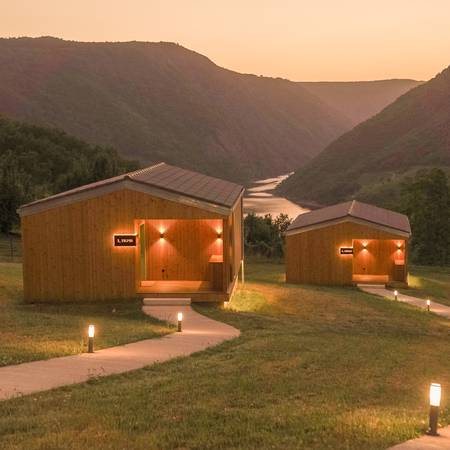 Escapada romántica con jacuzzi y vistas al cañón del Sil