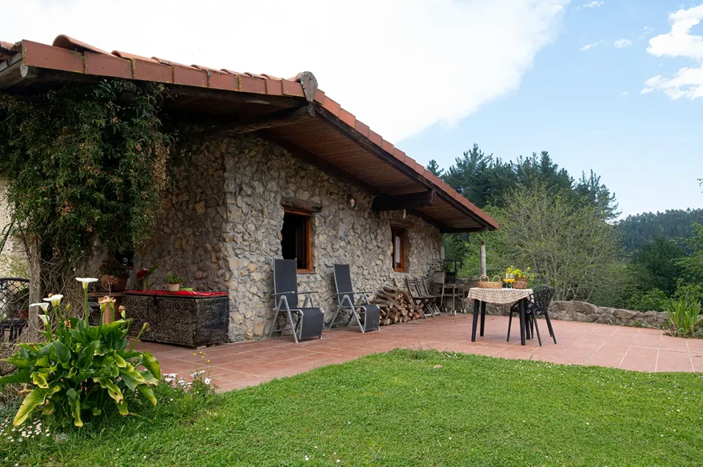 Casa Rural Belaustegi- La Cabaña