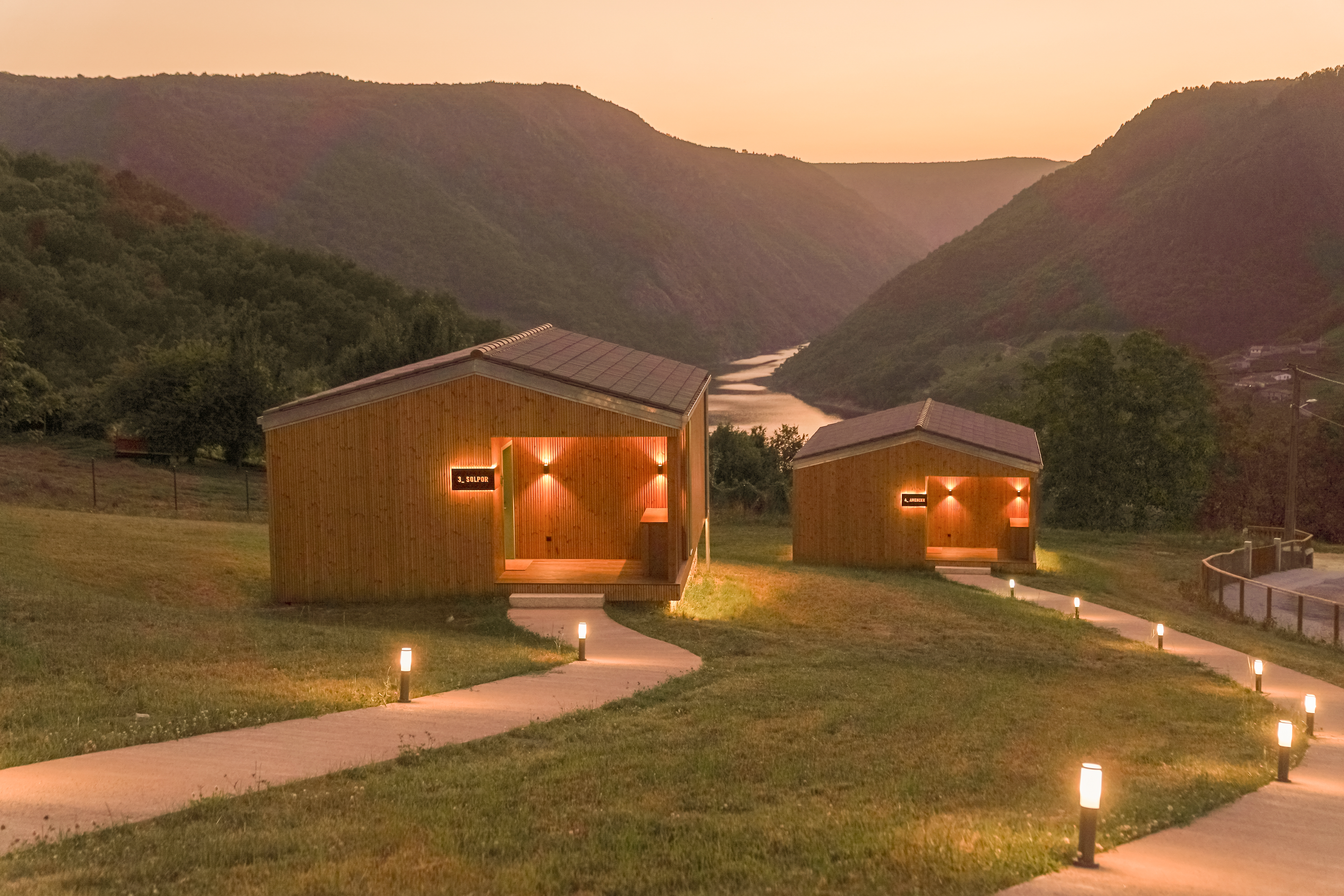Escapada romántica con jacuzzi y vistas al cañón del Sil